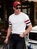 Estilo Relaxado Verão Retrô Americano Color Block Listrado Manga Curta Gola Redonda Tricô Pulôver Top Casual Solto para Homens e Mulheres