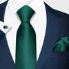 2026 Novo Modelo Formal Cor Sólida Conjunto de Gravata, Lenço de Bolso e Abotoaduras Masculino Grande Quantidade em Estoque