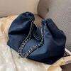 Bolso de mezclilla para mujer de gran capacidad 2023 nuevo otoño combina con todo bolso de hombro de cadena bolso de tela bolso tote de alta calidad