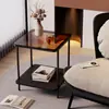 Mesa auxiliar de lujo ligero, mueble lateral de sofá simple, mesa de café de oficina, mesa pequeña para sala de estar, mesa de rincón para espacios estrechos, mesita de noche con un toque de alta gama