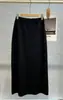 Conjunto de Tricô de Lã Elegante com Colete + Saia Duas Peças 26 Outono Inicial Novo Traje Leve de Luxo Feminino