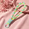 Correas de muñeca tejidas a mano de colores para teléfono de comercio exterior, disponibles en varios colores, llaveros, colgantes para bolsos y botellas de agua, venta al por mayor desde el fabricante