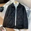 Jaqueta Curta de Algodão Lisa com Lapela Roupa Exterior 2026 Outono/Inverno Novo Estilo Moda Petite Versátil para Mulheres