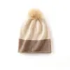 Cachemira 2025 Otoño e Invierno Nuevo Sombrero Casual de Punto de Moda Cálido Grueso con Bola de Pelo de Color Puro con Clase para Mujer
