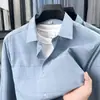Camisa xadrez simples de manga comprida para homens jovens e de meia-idade, primavera e outono, com bolsos, estilo business, top de camisa casual e versátil