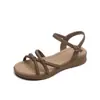Sandalias para Mujer 2026 Nuevas de Verano Versátiles Planas Estilo Hada Estudiante Casual Retro Romanas Sandalias de Celebridad de Internet Tendencia Ins