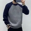 Suéter de cuello redondo para hombre, suéter de punto con bloques de color de moda otoño/invierno, capa base cálida, suéter de punto casual, tejido grueso para hombre