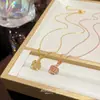Collar de Linterna de Moda de Año Nuevo 2026, No se Desvanece, Lujo Ligero, Nicho, Colgante Versátil, Cadena de Clavícula de Oro de 18 Quilates de Alta Gama