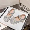 Zapatos de Princesa de Cristal para Niñas Nuevos Zapatos de Cuero para Niños Moda Verano 2026 Zapatos Brillantes de Cristal Zapatos de Baile Únicos