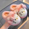 Pantuflas de Algodón de Invierno para Niños Gato Niños Niñas Cálidas con Forro de Terciopelo Grueso Peludas para el Hogar Lindas para Padres e Hijos Bebé con Talón Cerrado Zapatos de Algodón