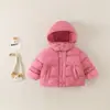2026 Roupas de Inverno Novas Meninas Roupas de Algodão Estilosas Roupas de Algodão Espessas para Crianças Meninas Pequenas e Médias Jaqueta de Algodão de Inverno Casaco Tendência