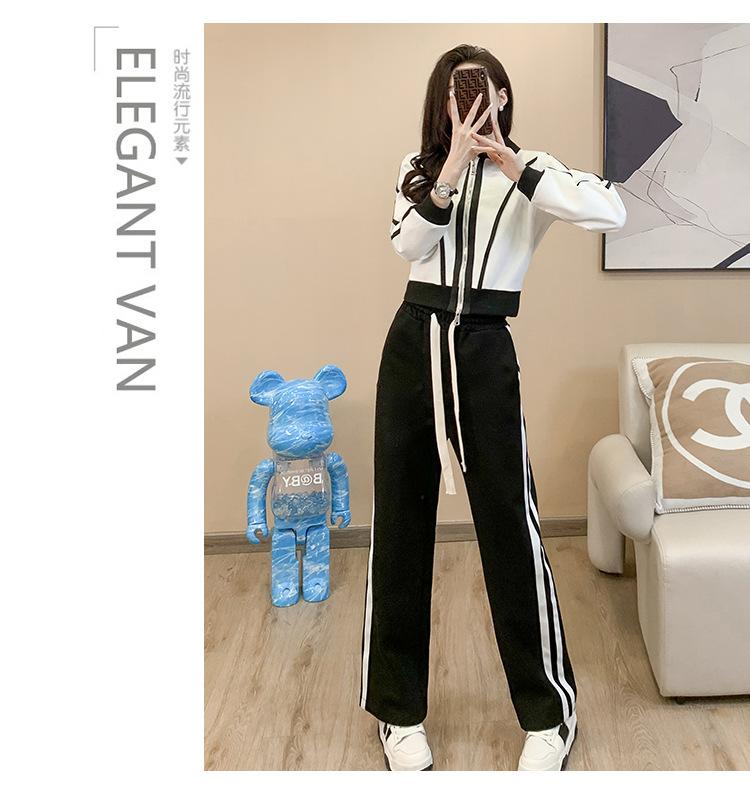 跨境淘货源分销2023秋冬季新款街头潮流减龄小个子爆款欧货网红款运动套装休闲运动气质休闲时尚流行新款秋装秋装女装时尚套装套装女装秋季套装女套装女女士运动服女装两件套套装卫衣套装休闲套装秋季套装女装时尚套装盐系休闲套装女装2023百搭设计感小众洋气欧货阿里国际站跨境采购Cross-border, shopping source, foreign trade, export, distribution 2023 fall, winter, new, street trend, explosive, European goods, network red, sportswear, leisure sports, temperament leisure, fashion popular, new autumn wear, autumn women's wear, fashion suit, women's wear, women's wear, women's wear, women's sportswear, women's two-piece, hoodie suit, casual suit, autumn suit, women's wear, Fashion suit salt department, casual suit women's dress, Ali International Station, cross-border procurement