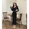 Ropa de Mujer de Comercio Exterior Toma Real: Vestido de Punto Estilo Chica Rica para Mujer, Vestido Largo de Otoño e Invierno con Cuello en V, Elegante y Ceñido
