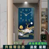 Relógio de Parede Vertical Luminoso para Corredor de Casa Relógio de Parede Sala de Estar Moda Corredor Relógio Atmosférico de Parede Relógio de Parede Celebridade da Internet Novo Estilo