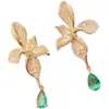Brincos Pendentes Florais com Zircônia Banhados a Ouro Real 18K Luxo Acessível Brincos Elegantes Brincos de Nicho de Alta Qualidade para Mulheres