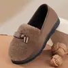 Sapatos de Algodão Femininos de Inverno com Forro de Lã, Espessados para Uso Externo, Novo Modelo 2025, Estilo Antigo de Pequim para Mães, Mocassins Quentes de Pelúcia para Outono