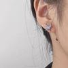 Lujo Ligero y de Gama Alta Clavos para Hélice Hueso del Oído de Hielo y Fuego Tornillo de Acero de Titanio Bolas Pendientes Pendientes Y2K Joyería para Mujer Venta al por Mayor
