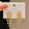 Brincos de Agulha de Prata Banhados a Ouro Real 18K com Franja Quadrada de Zircônia Brilhante Moda Vintage Brincos de Nicho de Alta Qualidade
