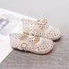 Sandalias para Niña Malla Hueca Zapatos Romanos Suela Suave Estilo Verano 2026 Zapatos Infantiles Niña Pequeña Moño Sandalias de Princesa