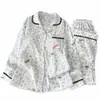 Fabricante atacadista, roupão de casa Nuvem de Algodão para mulheres, estampa de leopardo com bordado de gatinho, primavera/outono, conjunto de mangas compridas e calças compridas, pode ser usado como roupa externa