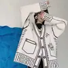 Abrigo silueta suéter blanco, diseño de grafiti otoño/invierno, nuevo, corte holgado, top cárdigan de punto casual