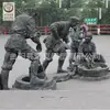 Fornecedor de Esculturas de Figuras Históricas em Fibra de Vidro para Atrações Turísticas e Memoriais, Estátuas do Exército Vermelho em Imitação de Bronze, Ornamentos de Estilo Antigo