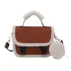 Bolso Pequeño Cuadrado Retro de Mano Estilo Coreano para Mujer Otoño 2025 Nuevo Estilo de Alta Gama Estilo Extranjero Borde Crudo Bolso de Hombro Único Cruzado de Moda