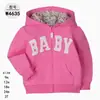 Venta al por mayor de punto europeo y americano Ropa de primavera para niños Nuevo abrigo corto con capucha Material de sudadera de algodón Camisa deportiva enérgica con cremallera