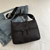 2025 Primavera Nuevo Bolso Casual Ligero de Tela Estilo Japonés Color Sólido Bordado Simple de Letras Bolso de Hombro Cruzado de Alta Apariencia