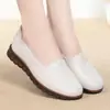 Otoño 2026 Zapatos Suaves de Suela para Madres de Mediana Edad y Mayores Antideslizantes Sin Cordones Cómodos Mocasines Suela Suave No Cansan los Pies Zapatos de Moda