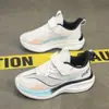 Zapatillas Deportivas Amortiguadoras para Correr 2026 Verano Suela Suave Malla Zapatos Deportivos para Niños Niñas Niños Zapatillas para Correr Zapatos Deportivos para Niños Medianos y Grandes