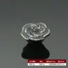 Puxador de Cerâmica para Móveis Gaveta de Armário Buraco Único Moderno Simples Pastoral Preto e Branco Estilo Europeu Buraco Único Redondo Puxador de Flor Rosa