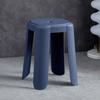 Taburete de plástico creativo moderno para el hogar, taburete cuadrado simple para comedor, engrosado, apilable, taburete para vestidor, moda de lujo ligero
