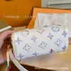 Bolsa de Almohada Nano Morado Fantasía Degradado de Alta Calidad para Comercio Exterior Mini Rápida Bolso Cruzado de Hombro para Mujer de Cuero Genuino Repujado