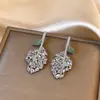 Brincos Europeus e Americanos Transfronteiriços de Agulha de Prata Zircônia Vazados em Forma de Gota Folha, Brincos Vintage Exquisitos, Brincos de Luxo Leve de Alta Qualidade para Mulheres
