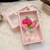 Buquê de Flores de Sabão de Rosa e Cravo para o Dia das Mães e Dia dos Professores, Flores Artificiais Espessadas com um Toque Realista de Alto Padrão, Flores Frescas em Caixa de Presente
