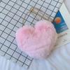 Mini bolso para mujer 2022, nuevo estilo coreano, bonito bolso de hombro con forma de corazón de melocotón de peluche, bolso bandolera con cadena de hadas