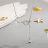 Colar Borboleta de Camélia para Mulheres, Design Simples e Único, Corrente de Clavícula de Luxo Leve, Nova Corrente de Pescoço Tendência 2023