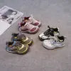 Zapatos deportivos para niños, zapatos de malla simple para niñas, nuevo modelo de verano 2026, zapatillas para correr de estudiante, zapatos Forrest Gump, zapatillas para correr para niños