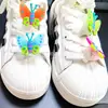 Zapatos LED Zapatos de Flores Tenis que se Iluminan Zapatos Blancos Accesorios DIY Mariposa Brillante que Parpadea Flor Cordones Hebilla Decorativa