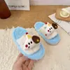 Pantuflas de Algodón de Dibujos Animados para Niños 2026 Invierno Nuevas Zapatos Peludos de Casa para Niñas Pantuflas de Muñeca con Tira Única Modernas