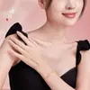 Tienda de Oro Mismo Estilo Arena Dorada Flor de Durazno Pulsera de Boda para Mujer, Serie de Boda de Lujo Ligero, Regalo de Boda, Tres Regalos Dorados