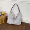 Bolsa Listrada Feminina 2026 Nova Verão Casual Leve para o Trabalho Bolsa Tote Grande Capacidade Ombro Único Portátil Bolsa Grande