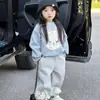 Conjunto de Inverno para Meninas com Forro de Fleece 2026 Nova Moda Moletom Engrossado Desenho Animado Fofo Calça de Moletom Casual com Forro de Fleece