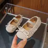 Zapatos Birkenstock para Niñas Primavera 2025 Nuevos Zapatos Infantiles Mocasines con Borlas para Niñas Zapatos Suaves para Bebé Princesa Modernos