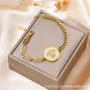 2026 Nuevo Brazalete Retro de Acero de Titanio para Mujer, Estilo Ins de Lujo Ligero con un Toque de Alta Gama, Joyería de Moda que No se Desvanece, Artículo Popular