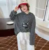 Conjunto de Ropa de Alta Gama Estilo Coreano para Niñas, Nueva Moda Primavera 2026, Conjunto Elegante y Dulce Fresco de Dos Piezas para Niñas Mayores