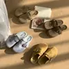 Sandálias Birkenstock de Camurça com Plataforma e Solado Grosso para Mulheres, Novo Estilo Primavera/Verão 2026, Tamancos Abertos com Fivela, Adequados para Uso ao Ar Livre