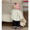 Chaqueta Acolchada Floral de Invierno 2026 para Niñas con Felpa Adicional Estilo Coreano para Bebé Ropa de Algodón Gruesa Elegante para Bebé Moderna