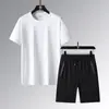 Traje Deportivo para Hombre 2026 Verano Nuevo Estilo Camiseta de Seda Helada de Manga Corta Ropa de Verano Juvenil Pantalones Cortos Deportivos Casuales Transpirables para Hombre